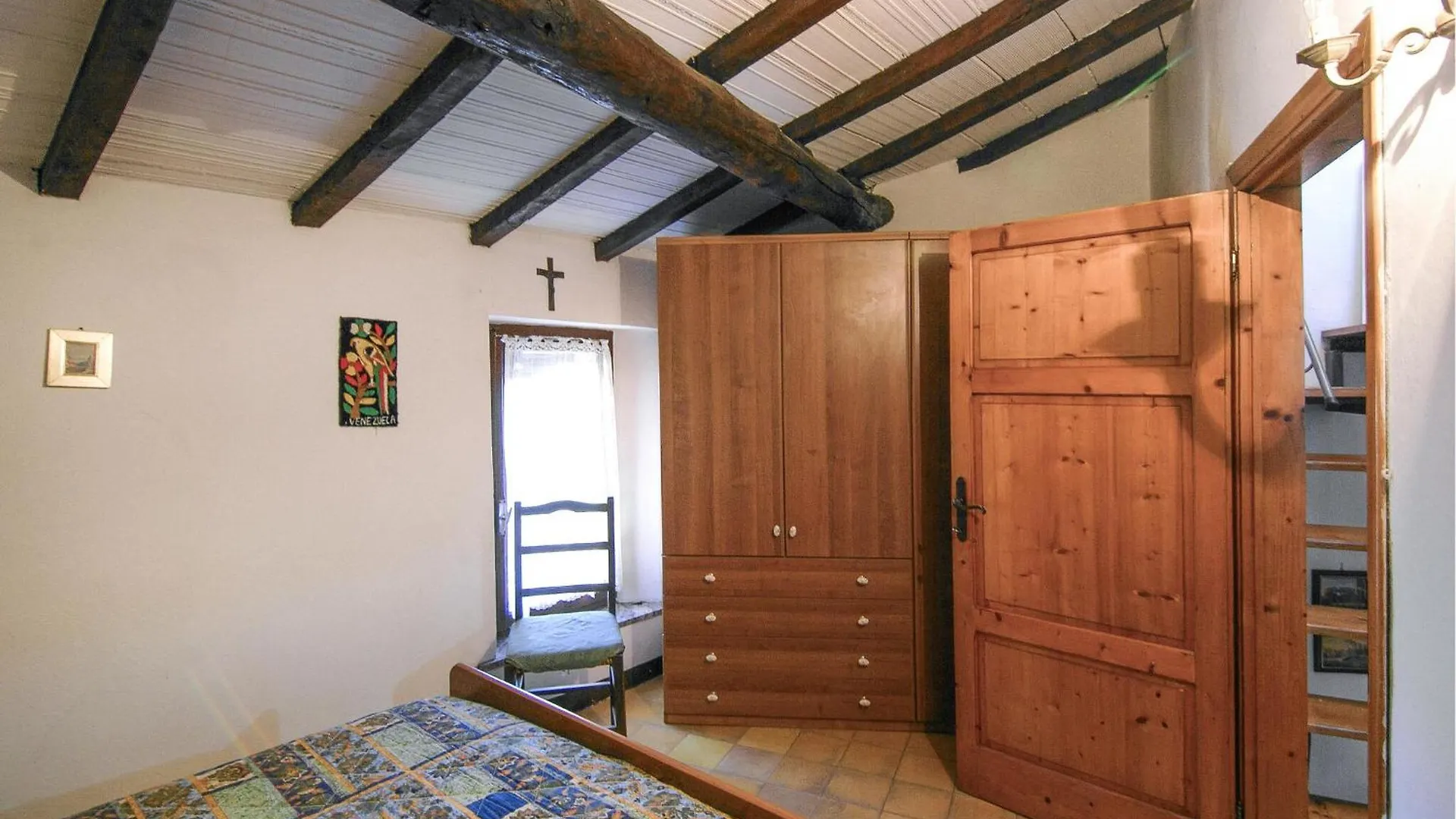 2 Bedroom Pet Friendly Home In Cardoso