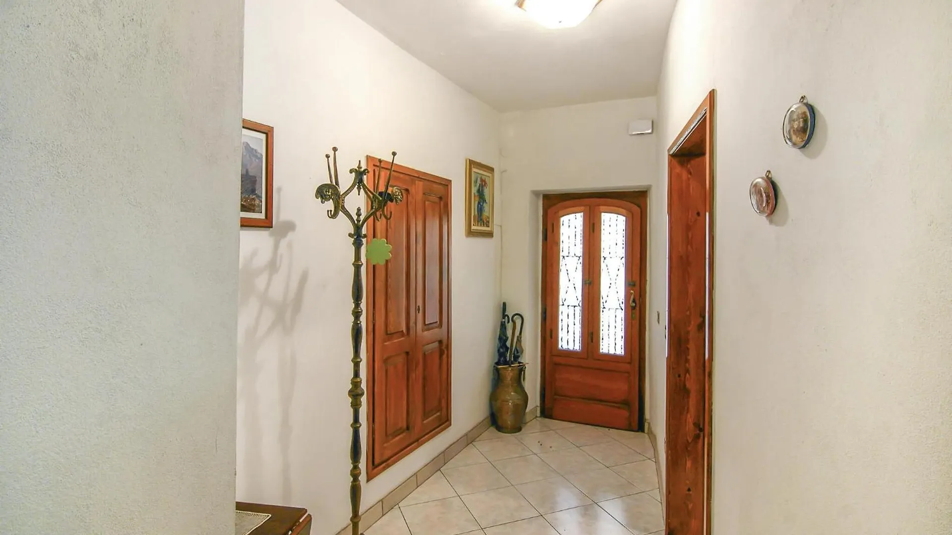 2 Bedroom Pet Friendly Home In Cardoso Italy